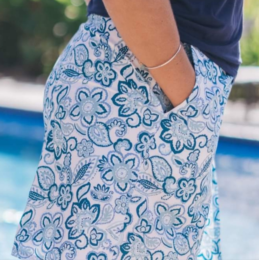 RipSkirt Hawaii Skirt SMALL 4 - 6 aqua teal Seaglass Florals Length 1 NWT